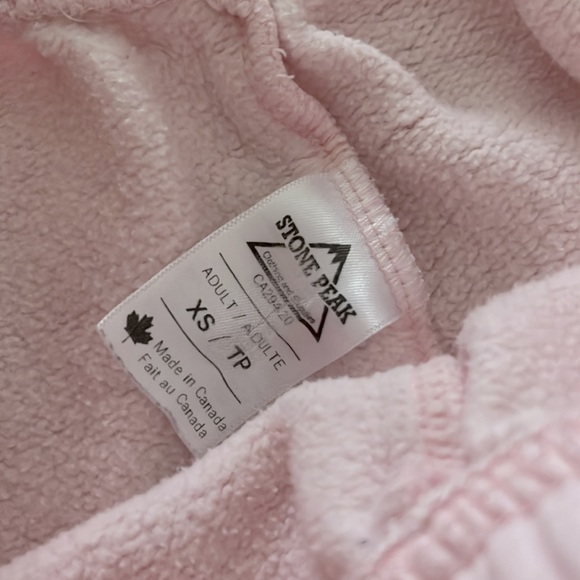 STONE PEAK Sweatshorts in Pink - Picture 4 of 4